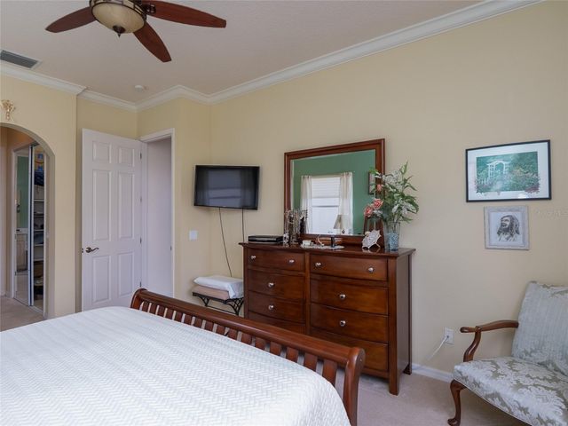 6725 41ST STREET CIRCLE E, Sarasota, FL 34243