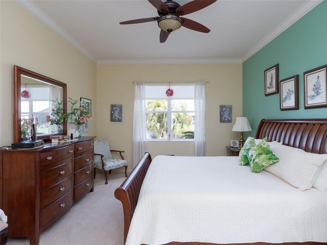 6725 41ST STREET CIRCLE E, Sarasota, FL 34243