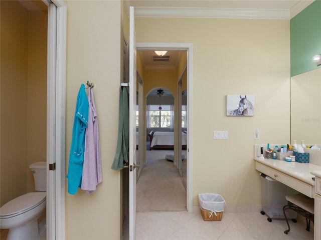 6725 41ST STREET CIRCLE E, Sarasota, FL 34243