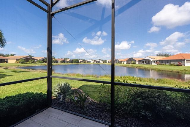6725 41ST STREET CIRCLE E, Sarasota, FL 34243