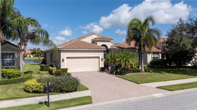 6725 41ST STREET CIRCLE E, Sarasota, FL 34243