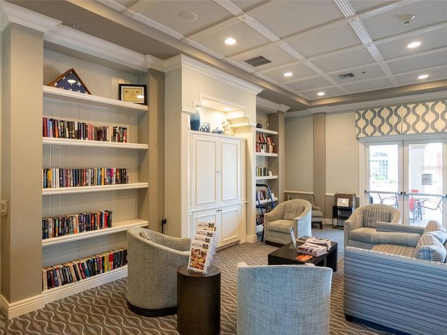 6725 41ST STREET CIRCLE E, Sarasota, FL 34243