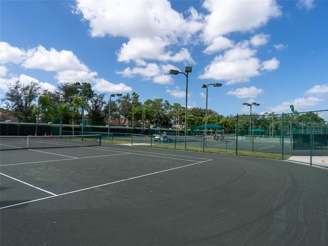 6725 41ST STREET CIRCLE E, Sarasota, FL 34243