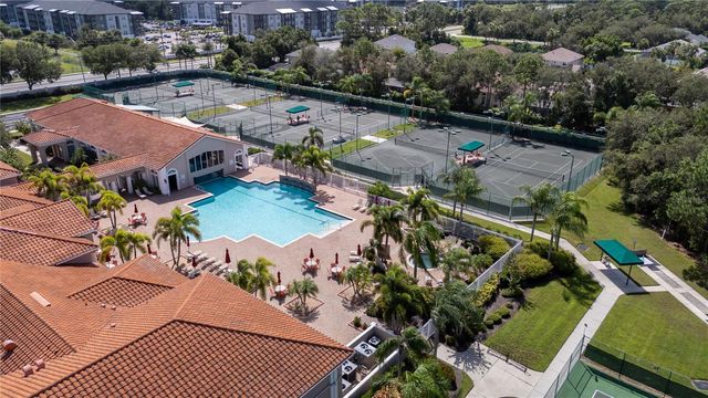 6725 41ST STREET CIRCLE E, Sarasota, FL 34243