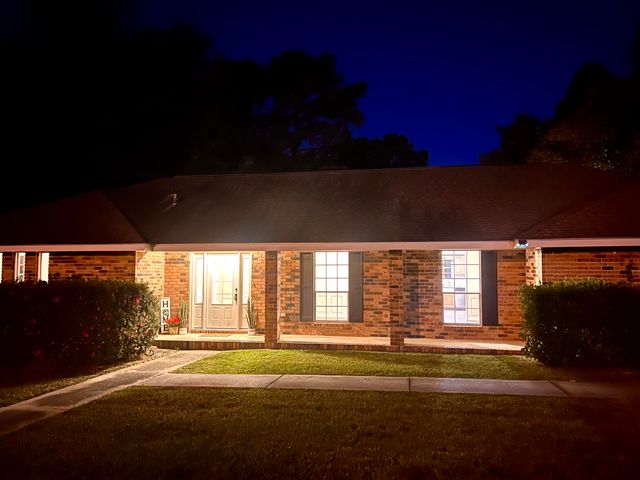 101 Tall Pines Dr., Hattiesburg, MS 39402