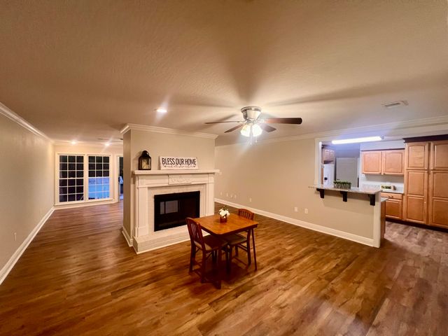 101 Tall Pines Dr., Hattiesburg, MS 39402