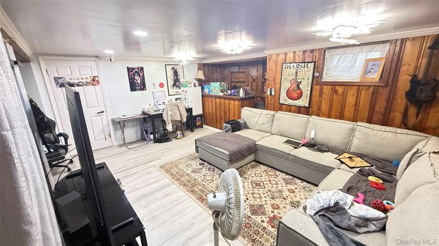 706 Partridge Avenue, West Hempstead, NY 11552
