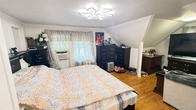 706 Partridge Avenue, West Hempstead, NY 11552