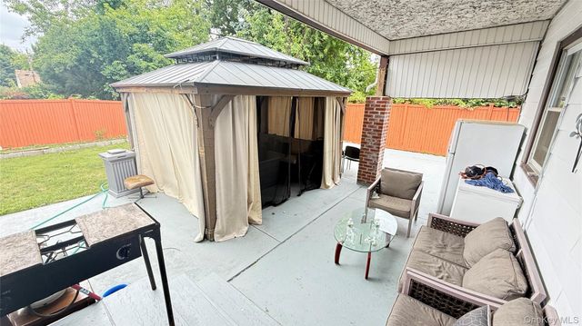 706 Partridge Avenue, West Hempstead, NY 11552