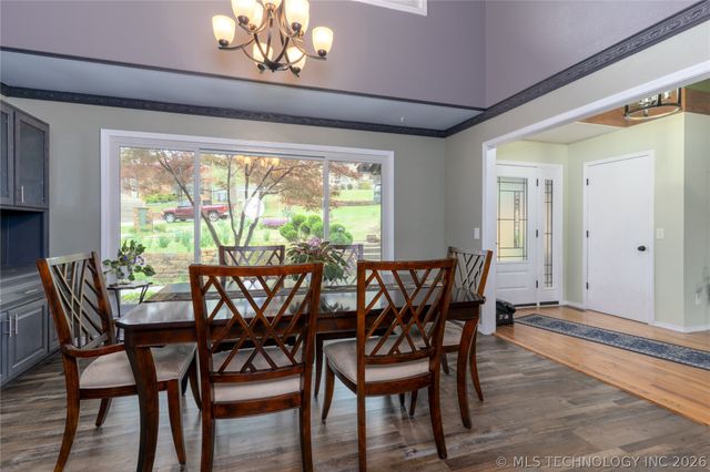 6716 E 65th Street, Tulsa, OK 74133