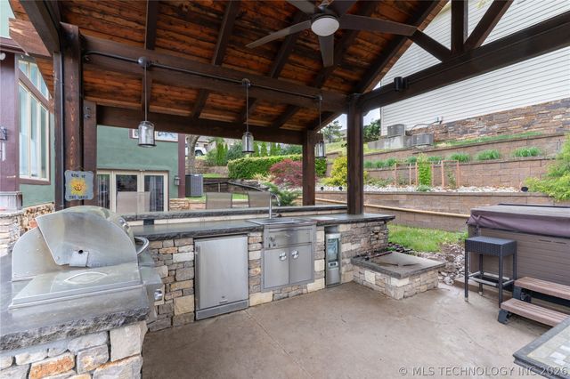 6716 E 65th Street, Tulsa, OK 74133