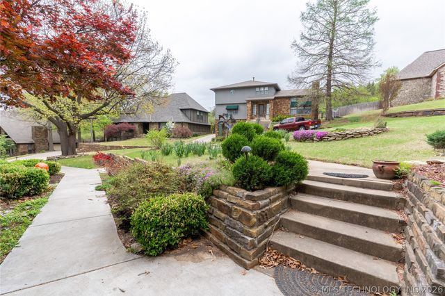 6716 E 65th Street, Tulsa, OK 74133