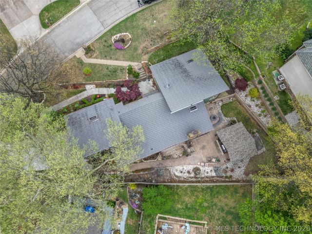 6716 E 65th Street, Tulsa, OK 74133