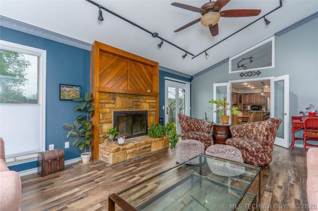 6716 E 65th Street, Tulsa, OK 74133