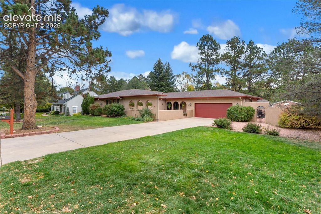 555 N Bear Paw Lane, Colorado Springs, CO 80906 — exterior