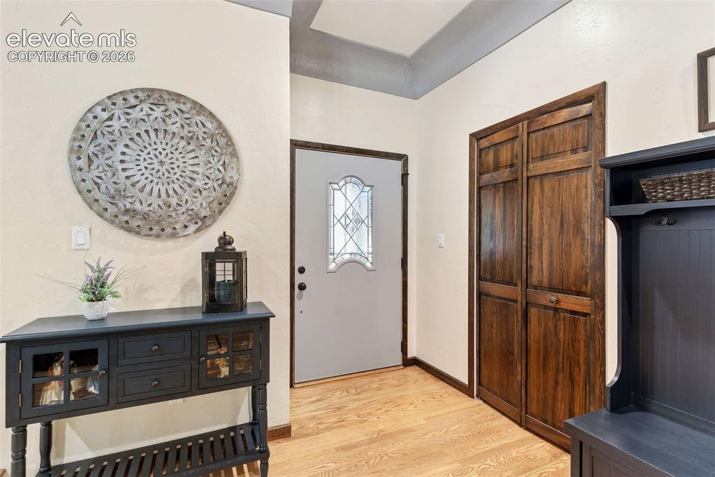 555 N Bear Paw Lane, Colorado Springs, CO 80906 — photo 3