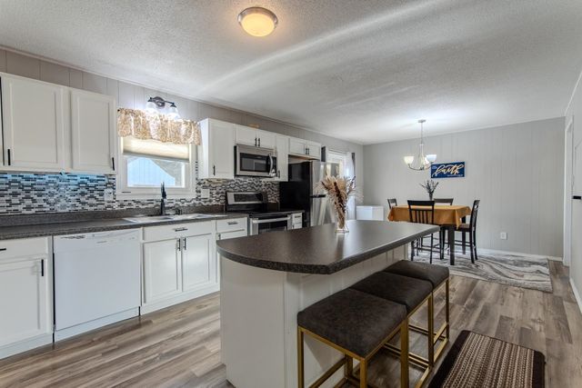 10 HARDY RD, Adamsville, TN 38310