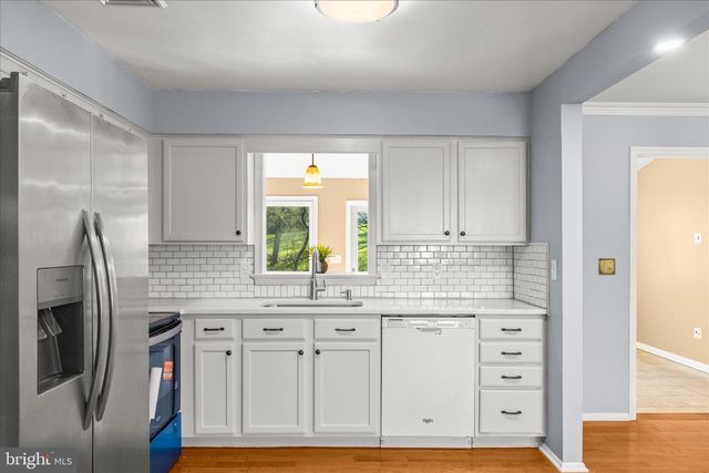 3051 TODD LN, Lancaster, PA 17601
