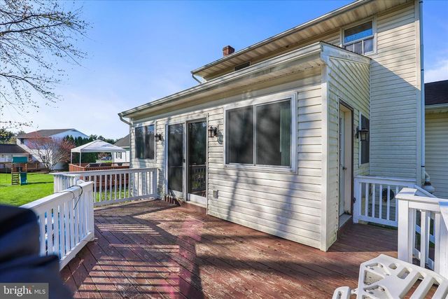 3051 TODD LN, Lancaster, PA 17601