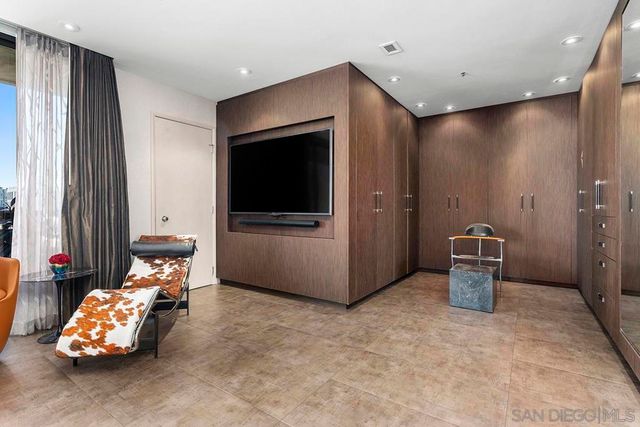 700 Front 1007, San Diego, CA 92101