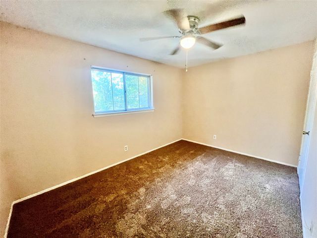 1811 Redwood Street, Arlington, TX 76014