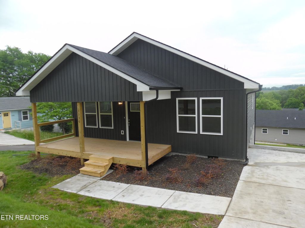 3336 wimpole Ave, Knoxville, TN 37914