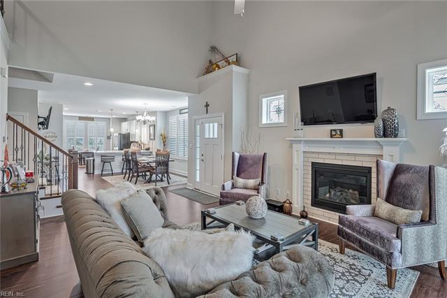 3105 Lantern PL, Chesapeake, VA 23321