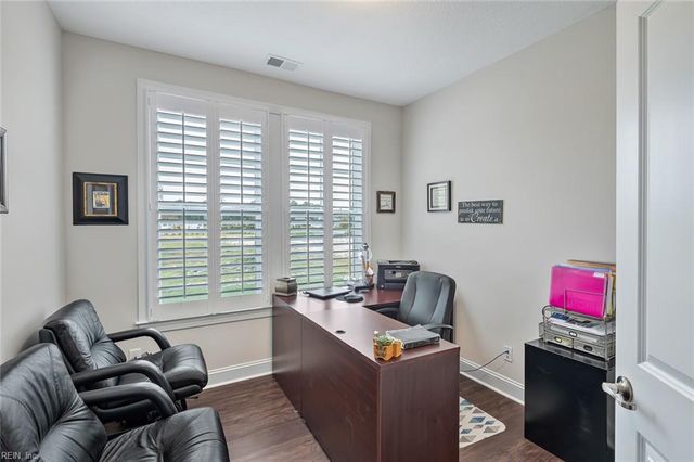 3105 Lantern PL, Chesapeake, VA 23321