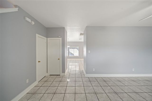 15931 S Alley Court, Houston, TX 77082