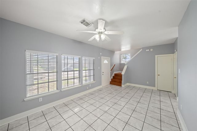 15931 S Alley Court, Houston, TX 77082