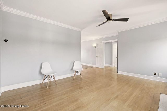 2126 Village Dr 5, Louisville, KY 40205