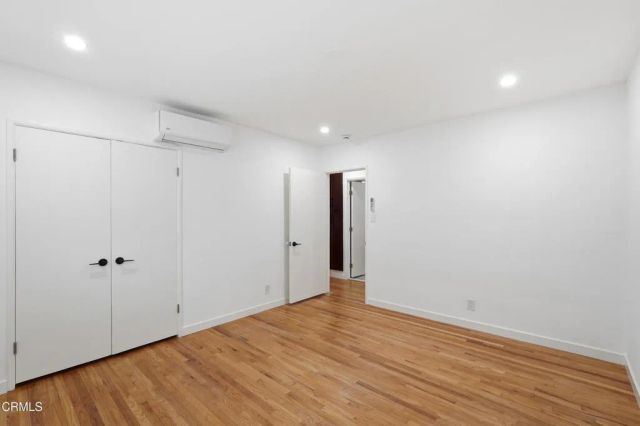 5270 Bellingham Avenue, Los Angeles, CA 91607