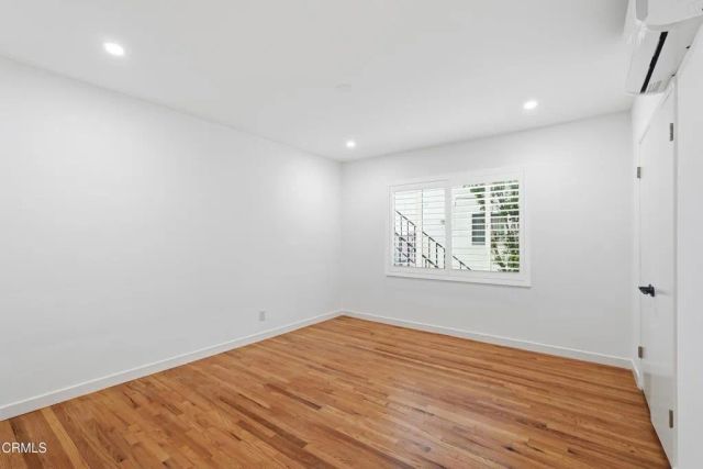 5270 Bellingham Avenue, Los Angeles, CA 91607