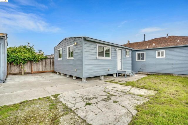 877 6th Avenue, San Bruno, CA 94066