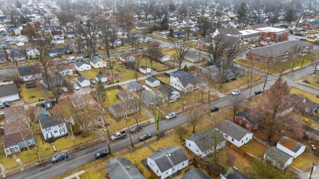 2622 Kenwood Avenue, Fort Wayne, IN 46805