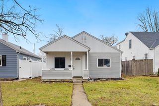 2622 Kenwood Avenue, Fort Wayne, IN 46805