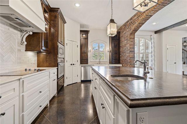 3532 W Providence Drive, Fayetteville, AR 72704