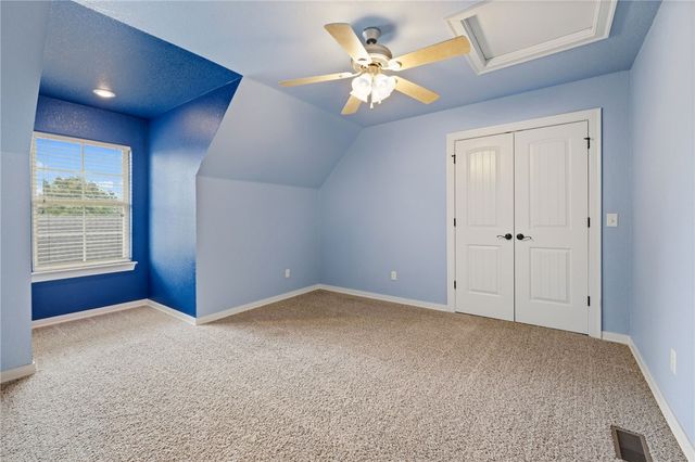 3532 W Providence Drive, Fayetteville, AR 72704