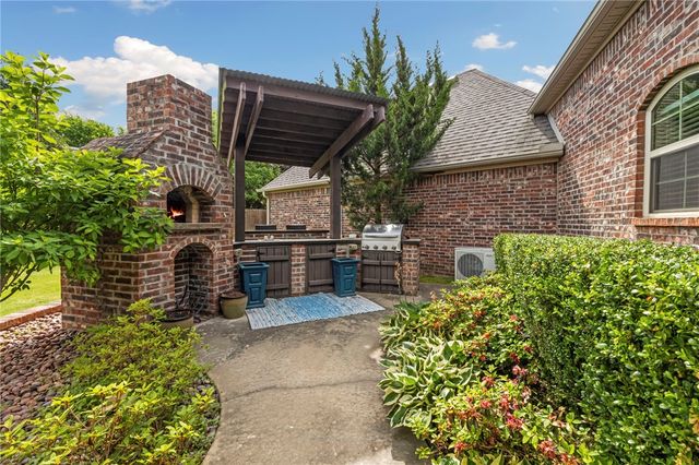 3532 W Providence Drive, Fayetteville, AR 72704