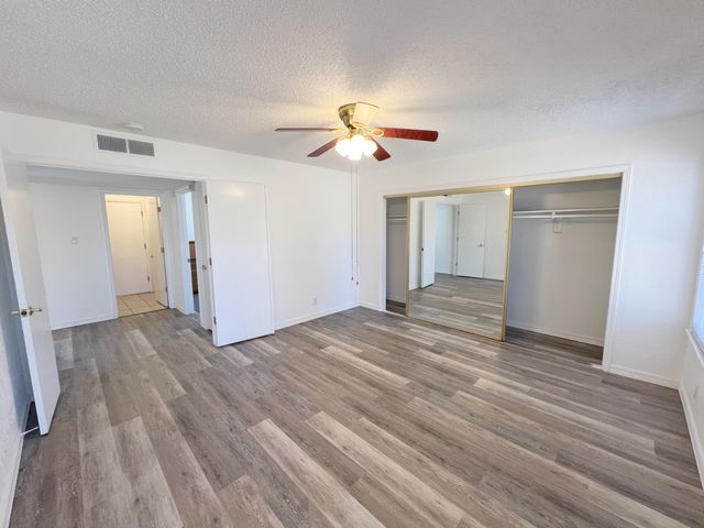 7205 Avenida La Costa NE, Albuquerque, NM 87109