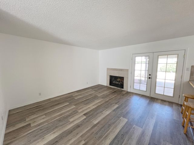 7205 Avenida La Costa NE, Albuquerque, NM 87109