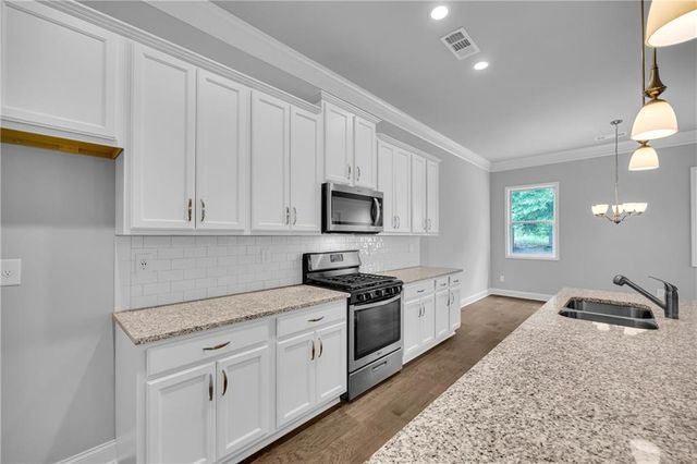120 Morris Creek Drive, Hoschton, GA 30548