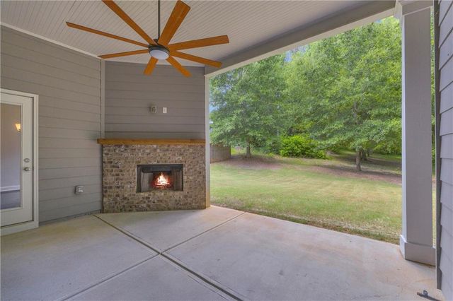 120 Morris Creek Drive, Hoschton, GA 30548