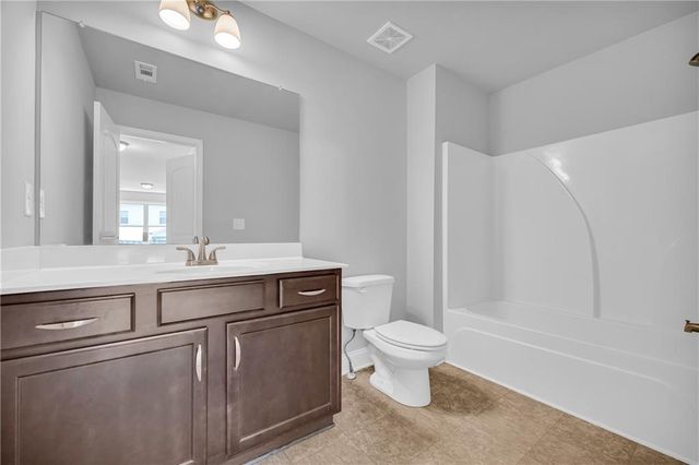 120 Morris Creek Drive, Hoschton, GA 30548