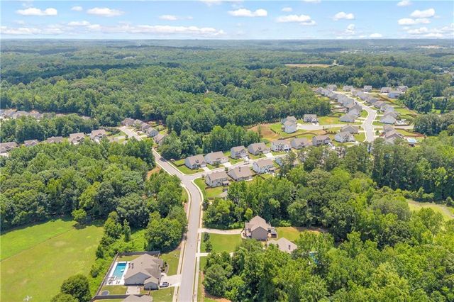 120 Morris Creek Drive, Hoschton, GA 30548