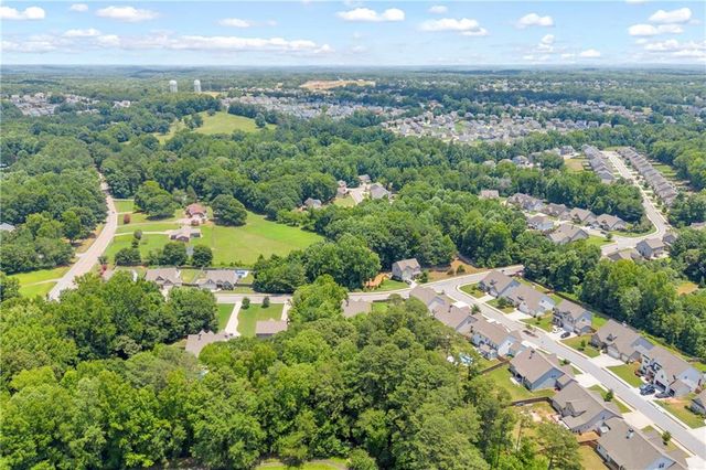 120 Morris Creek Drive, Hoschton, GA 30548