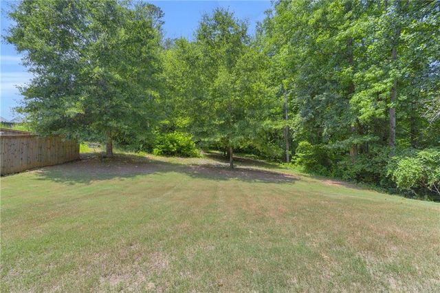 120 Morris Creek Drive, Hoschton, GA 30548