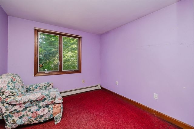 47 Weaver St, Wareham, MA 02576