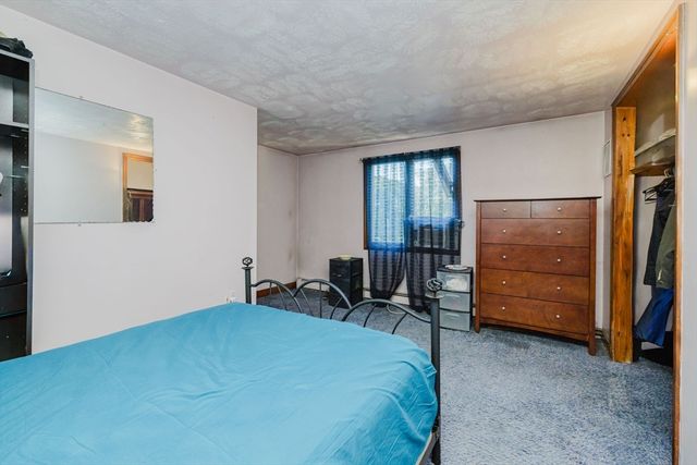 47 Weaver St, Wareham, MA 02576