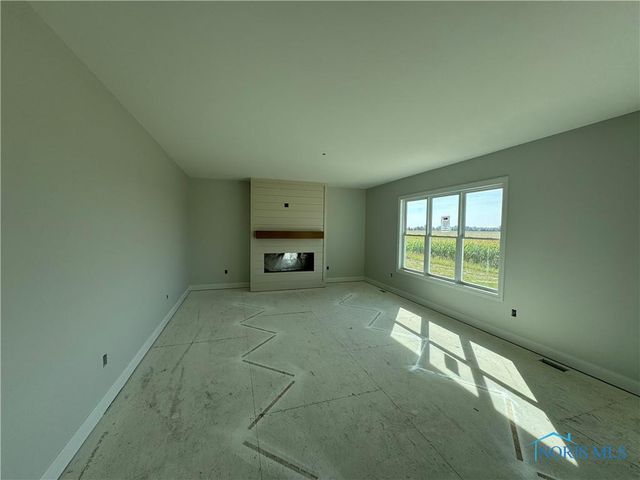 9853 Featherwood Lane, Sylvania, OH 43560